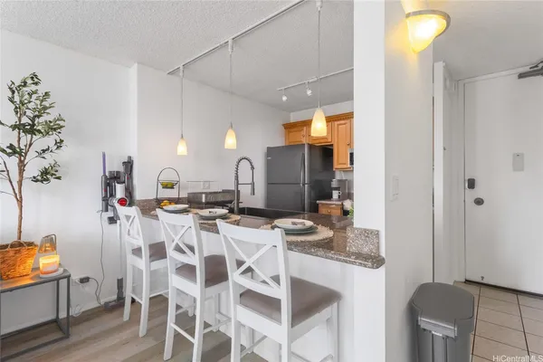 $360,000 | 98-500 Koauka Loop, Unit 8N, Aiea, HI 96701