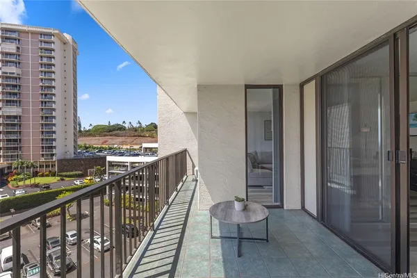 $360,000 | 98-500 Koauka Loop, Unit 8N, Aiea, HI 96701