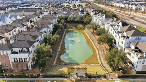 $610,000 | 2707 Cohn Trails Lane, Houston, TX 77007