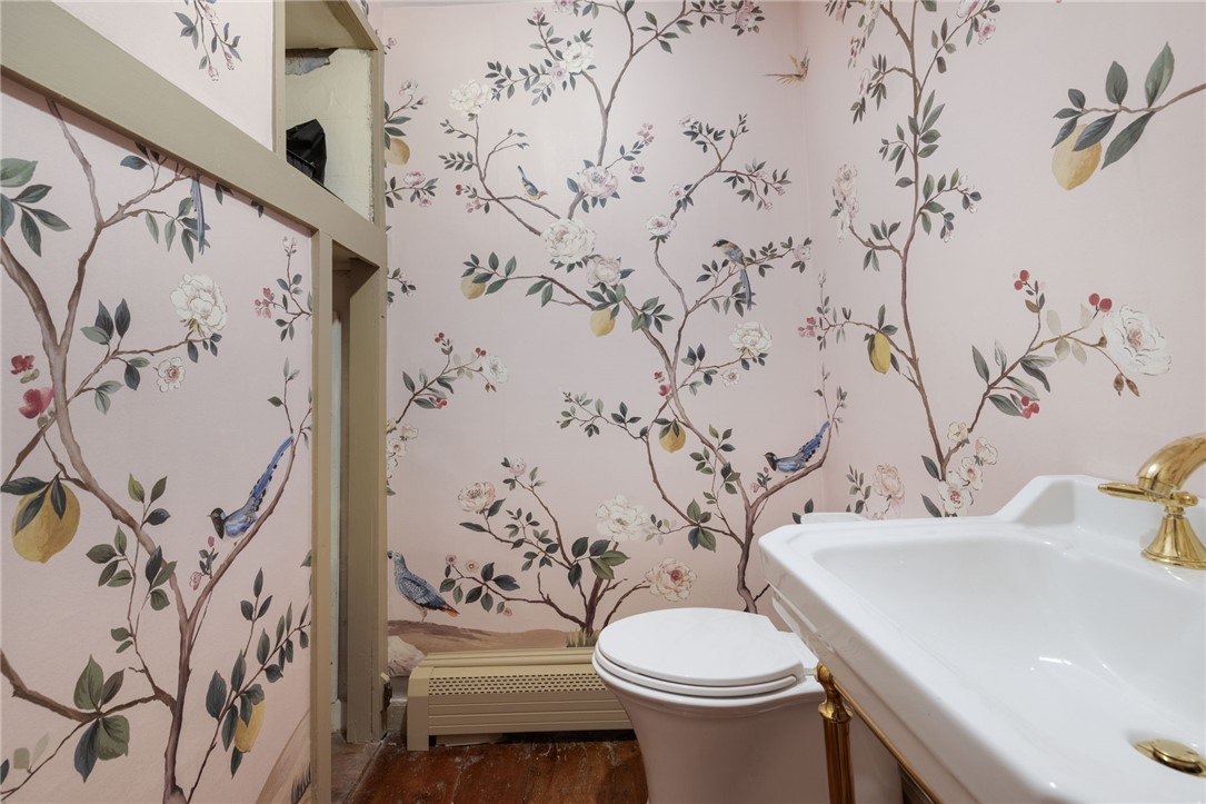 73 Thames Street, Unit 1 Newport, RI 02840 - Photo 37 of 46