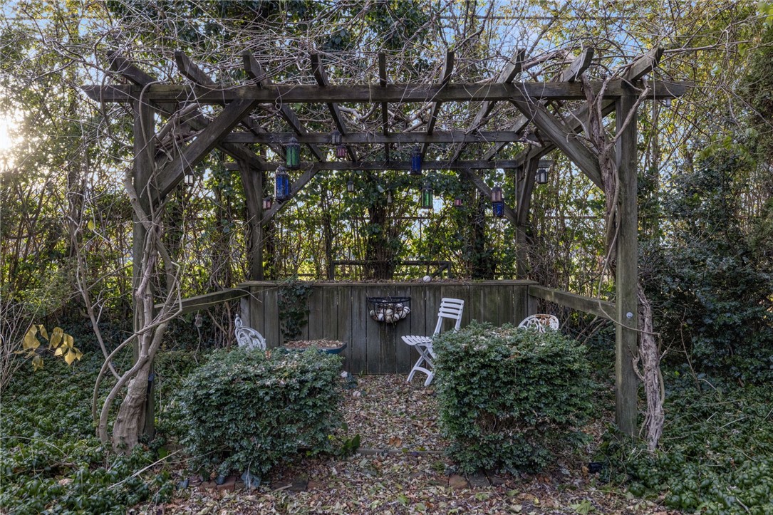 73 Thames Street, Unit 1 Newport, RI 02840 - Photo 41 of 46