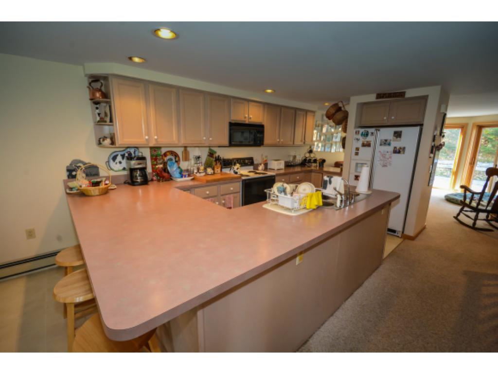 43 Carinthia Road, Unit 16 West Dover, VT 05356 - Photo 9 of 19 Gallery Image 9