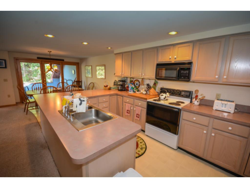 43 Carinthia Road, Unit 16 West Dover, VT 05356 - Photo 10 of 19 Gallery Image 10