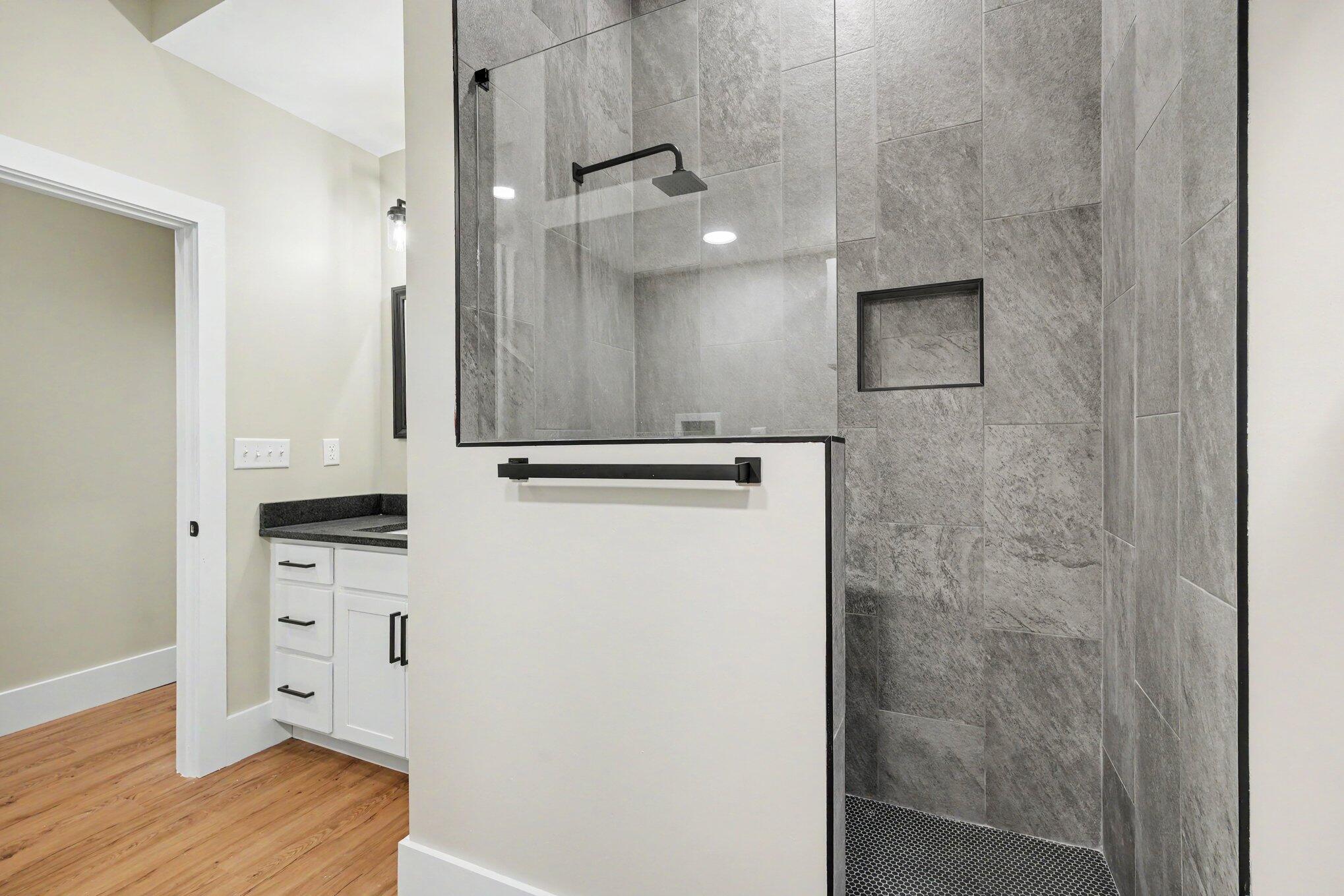 218 West 5th Street Covington, KY 41011 - Photo 13 of 28 024_file_9980