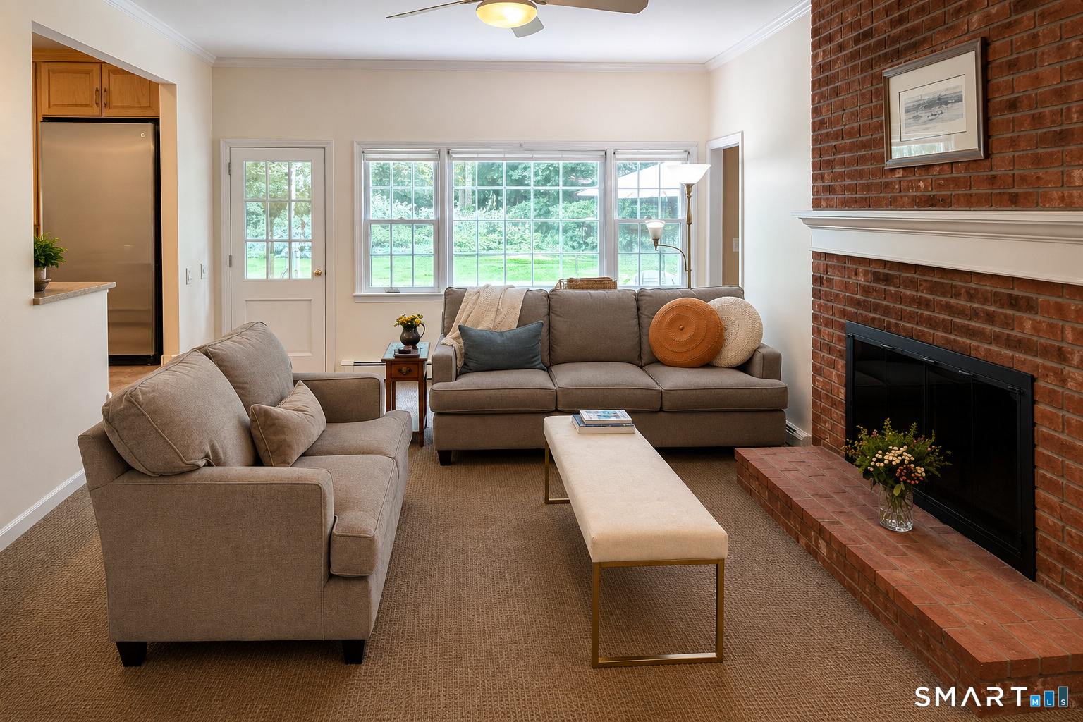 1061 Galloping Hill Road Fairfield, CT 06824 - Photo 8 of 29