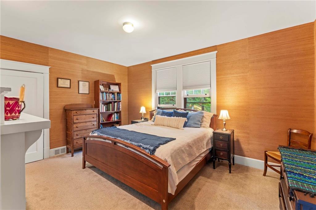 528 Undercliff Road Pittsburgh, PA 15221 - Photo 21 of 39