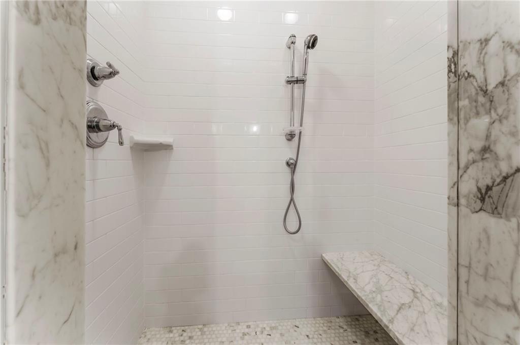 528 Undercliff Road Pittsburgh, PA 15221 - Photo 25 of 39