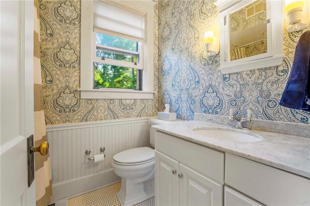 528 Undercliff Road Pittsburgh, PA 15221 - Photo 30 of 39