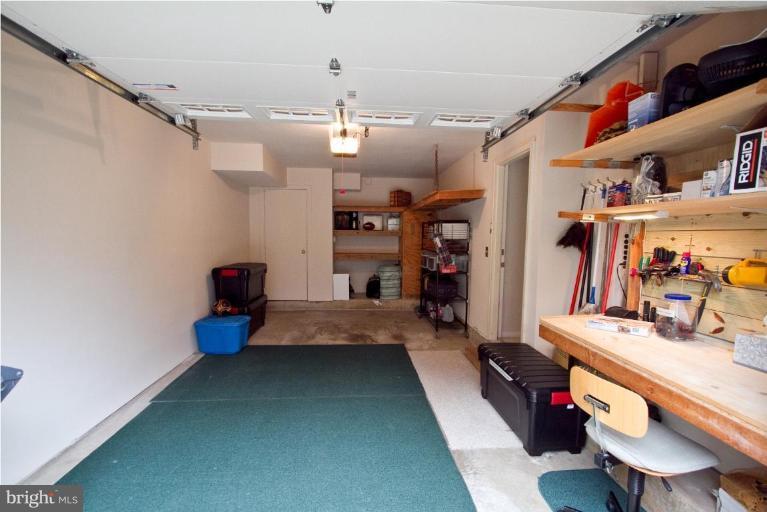 8595 Raglan Road Vienna, VA 22182 - Photo 13 of 30 Garage 1