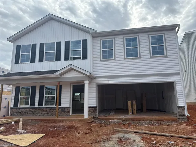 $414,000 | 552 Raspberry Hl Drive, Winston-Salem, NC 27106