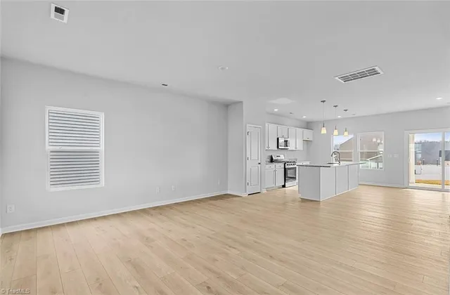 $410,000 | 552 Raspberry Hl Drive, Winston-Salem, NC 27106