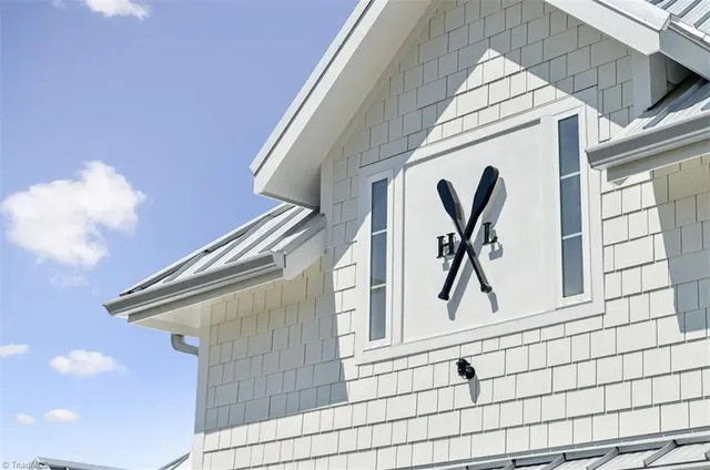 $414,000 | 552 Raspberry Hl Drive, Winston-Salem, NC 27106