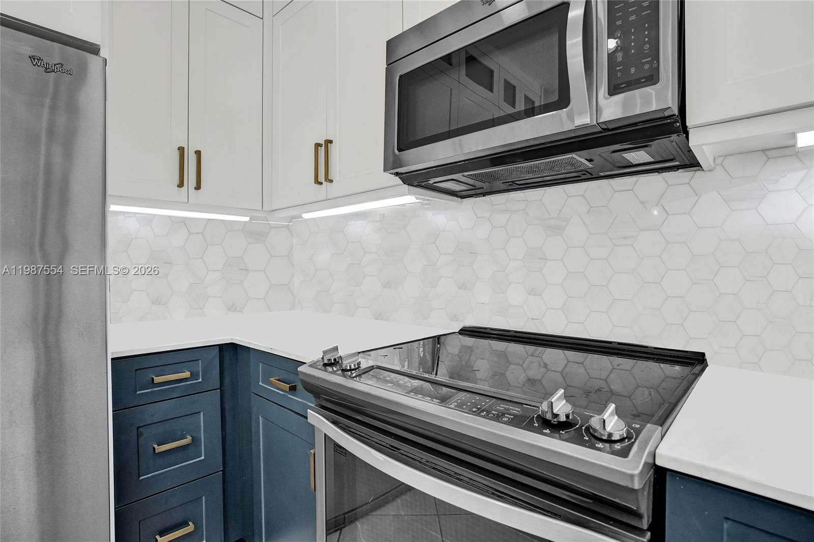 12554 Southwest 125th Terrace Miami, FL 33186 - Photo 15 of 41