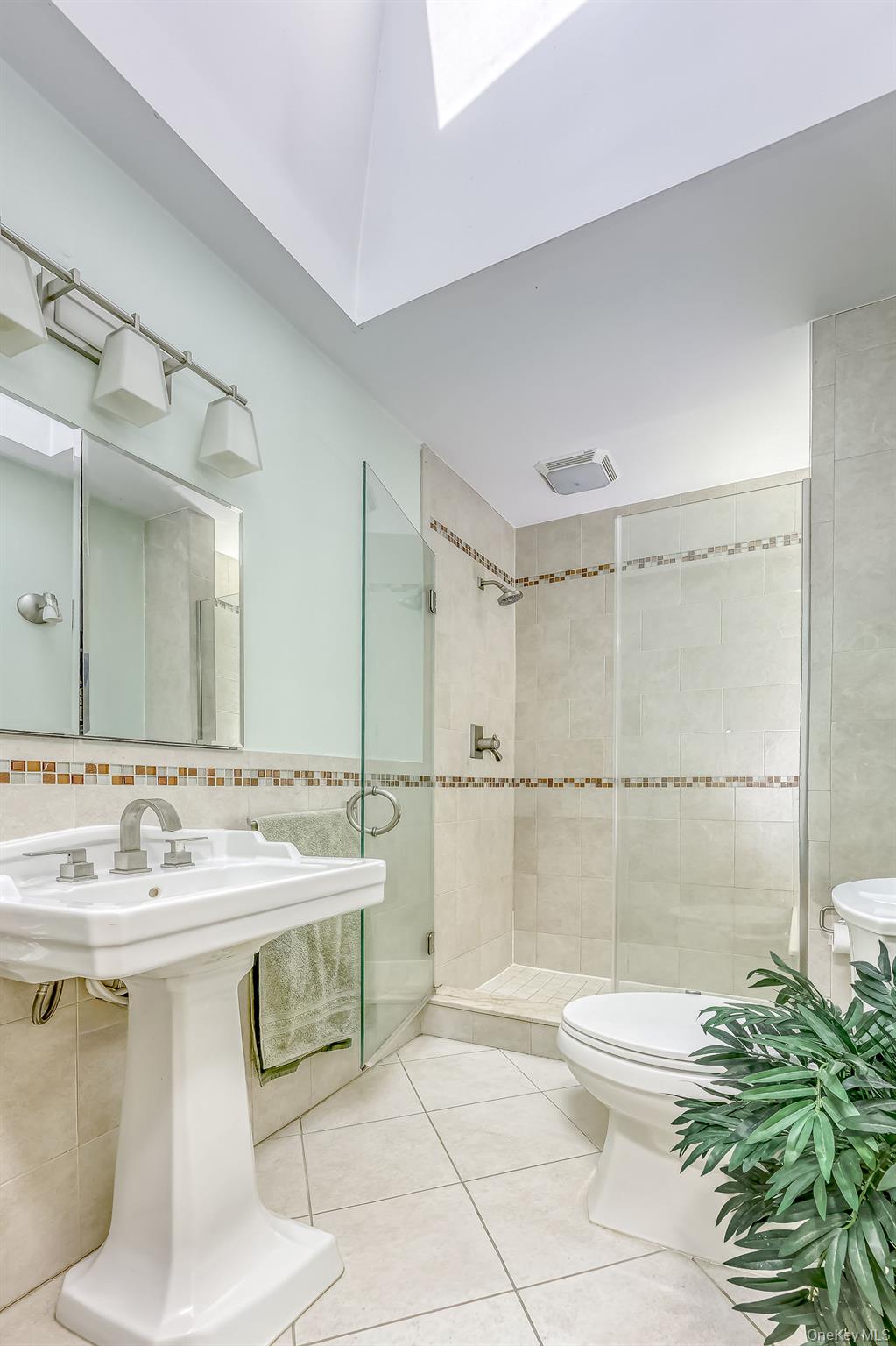 10 Longbow Road Suffern, NY 10901 - Photo 15 of 27
