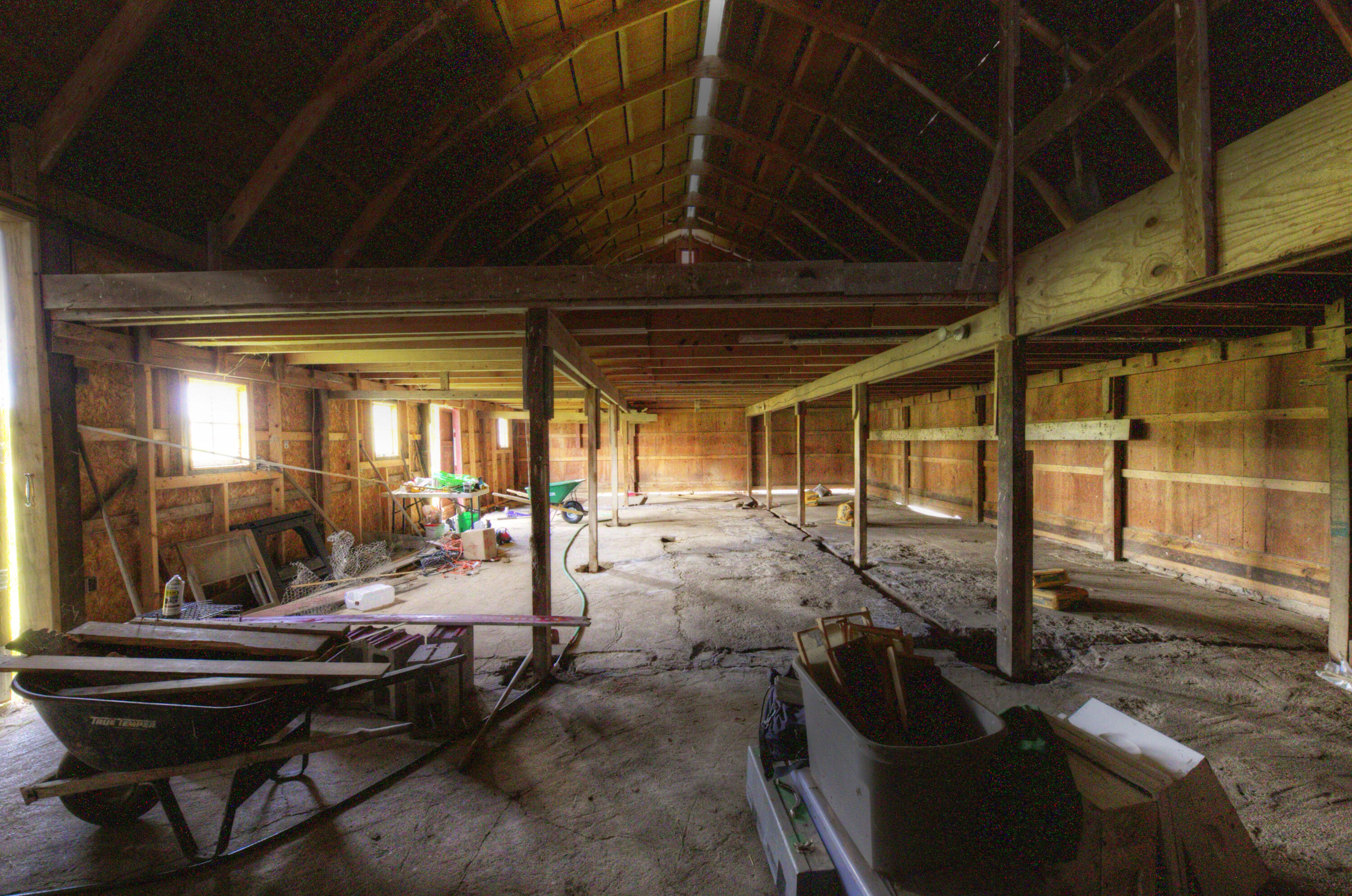 15610 Arnold Road Gregory, MI 48137 - Photo 80 of 90 Small barn interior