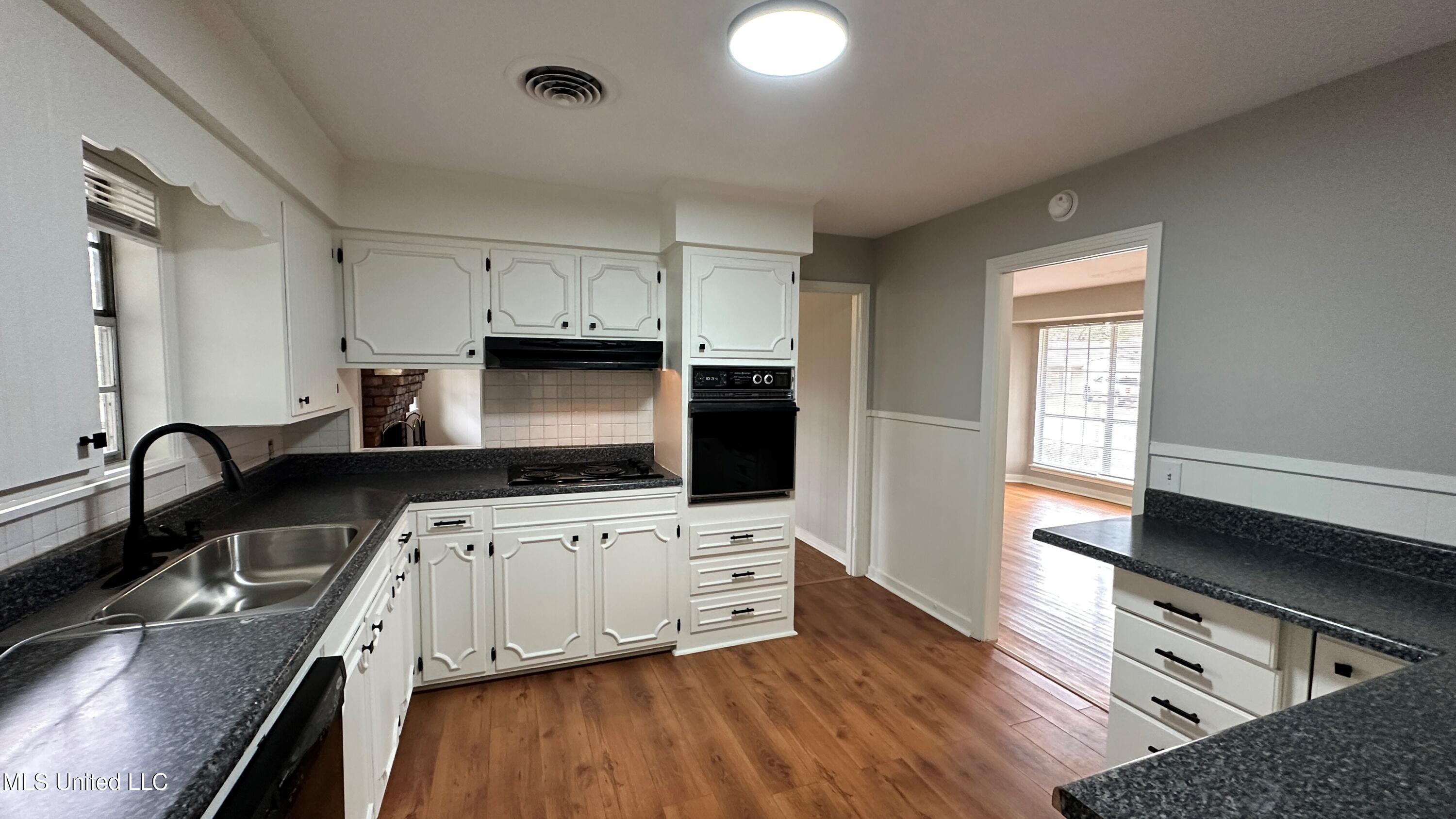 5849 Medallion Drive Jackson, MS 39211 - Photo 11 of 36 Pic 6