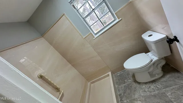 $184,900 | 5849 Medallion Drive, Jackson, MS 39211