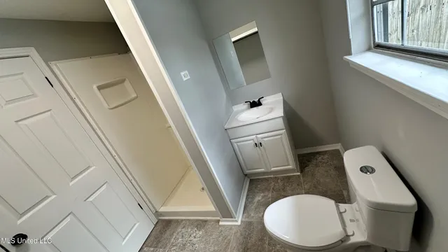 $184,900 | 5849 Medallion Drive, Jackson, MS 39211