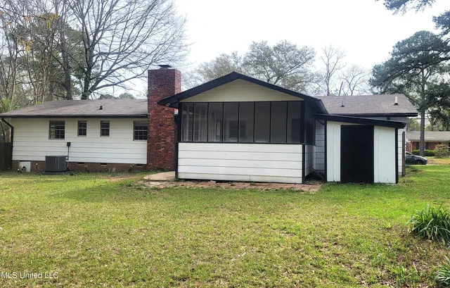 $184,900 | 5849 Medallion Drive, Jackson, MS 39211