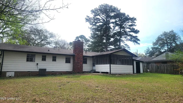 $184,900 | 5849 Medallion Drive, Jackson, MS 39211