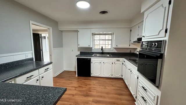 $184,900 | 5849 Medallion Drive, Jackson, MS 39211