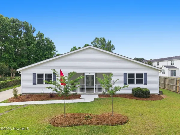 $295,000 | 94 Evergreen Drive, Hubert, NC 28539