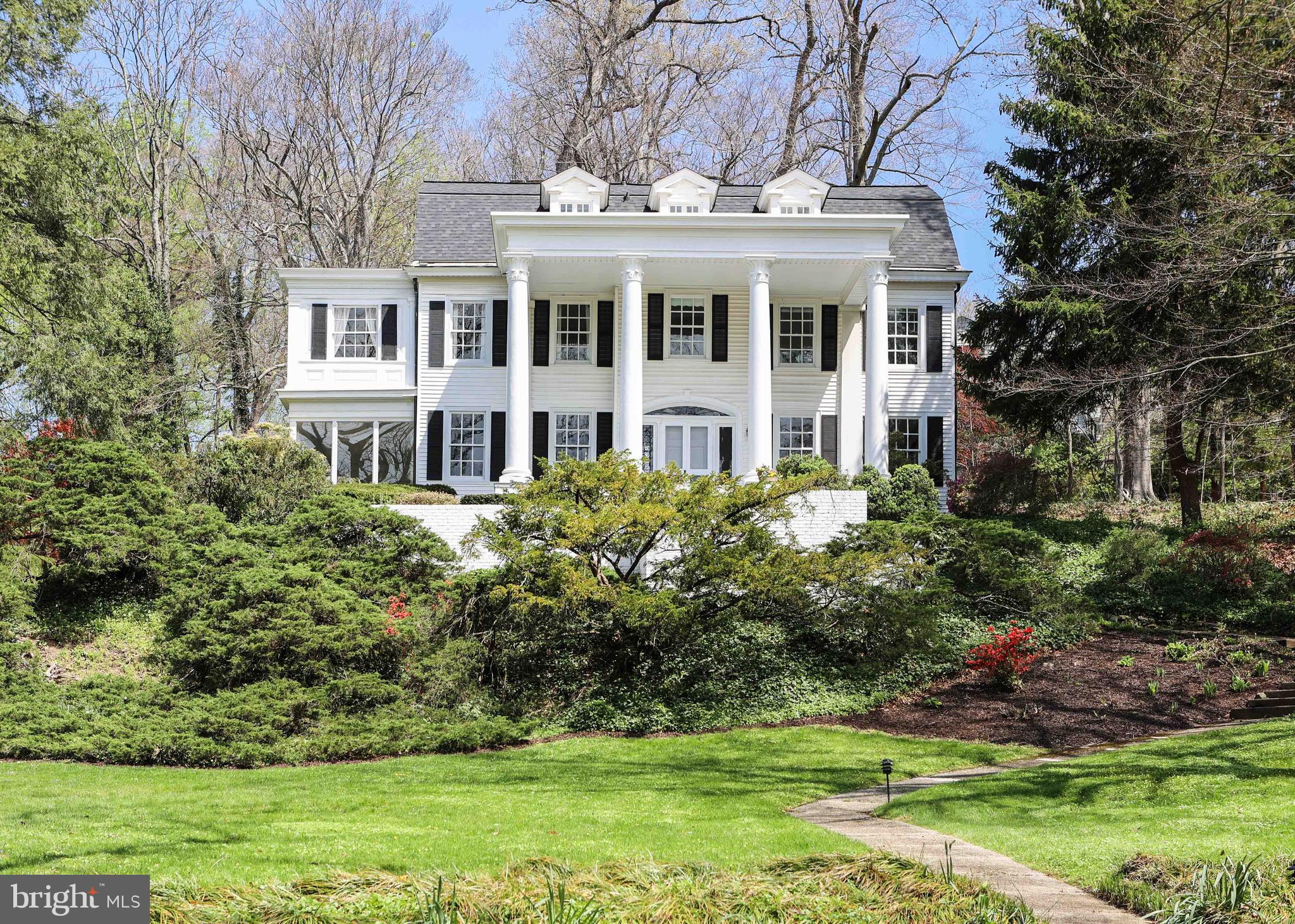 Welcome to 103 Edgevale Road!