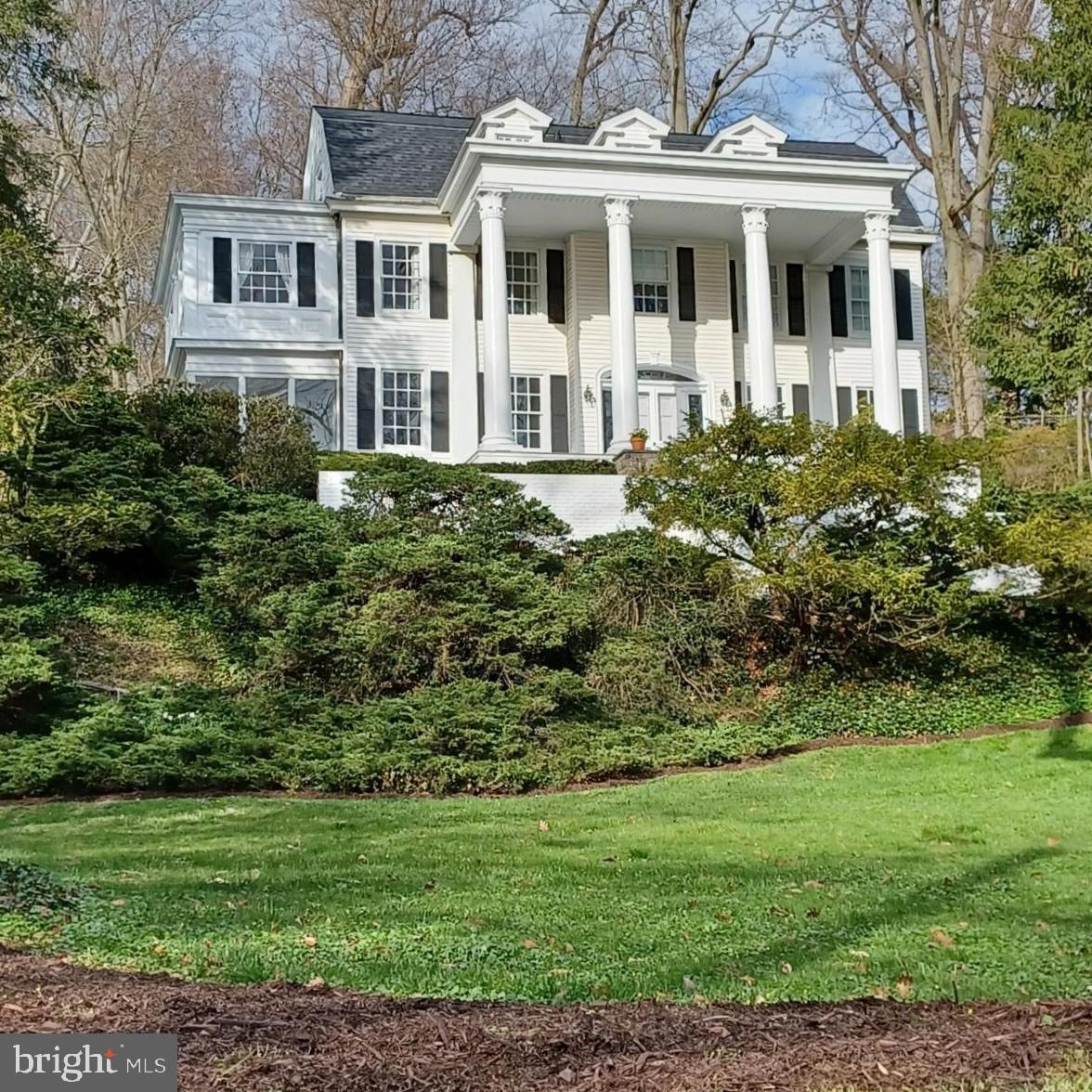103 Edgevale Road Baltimore, MD 21210 - Photo 2 of 71 Grand two story columns