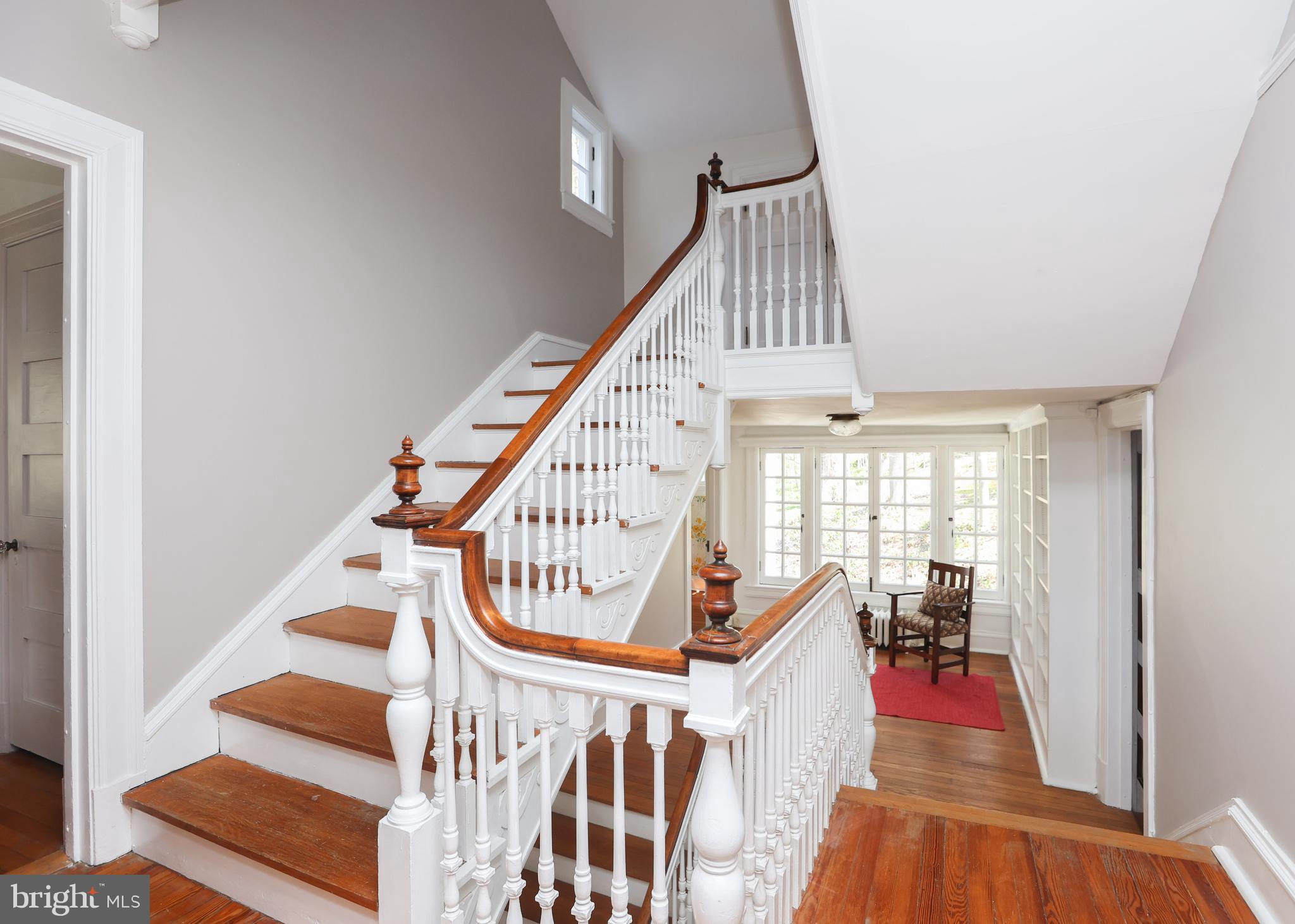 103 Edgevale Road Baltimore, MD 21210 - Photo 35 of 71 Elegant stairway to second full level