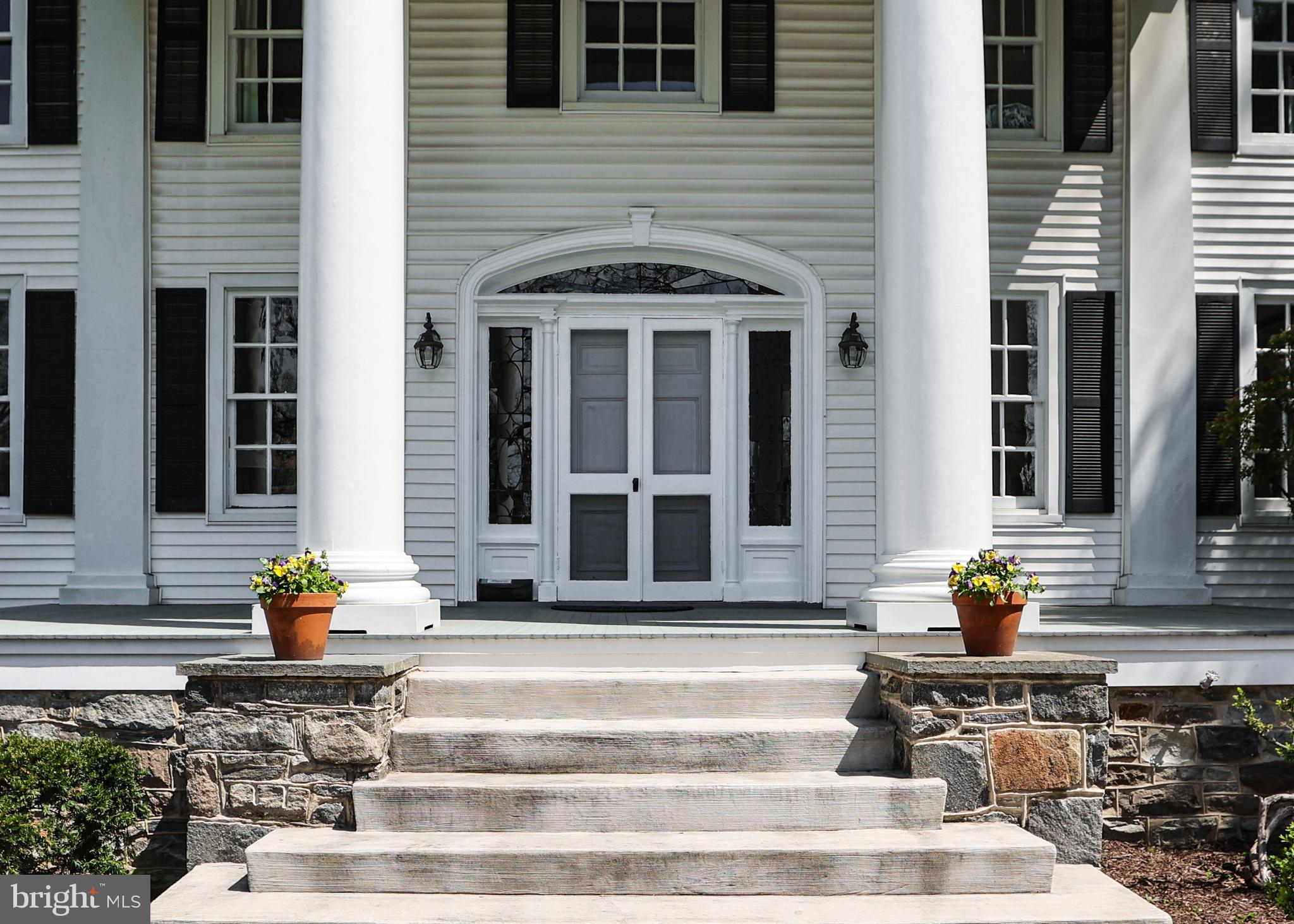 103 Edgevale Road Baltimore, MD 21210 - Photo 5 of 71 Elegant entrance