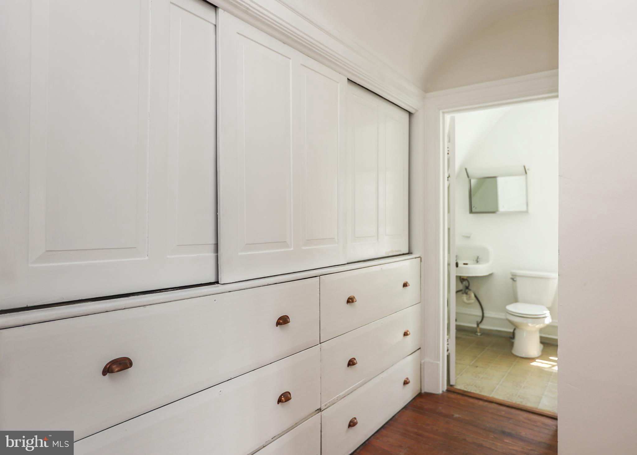 103 Edgevale Road Baltimore, MD 21210 - Photo 59 of 71 Full wall of storage!