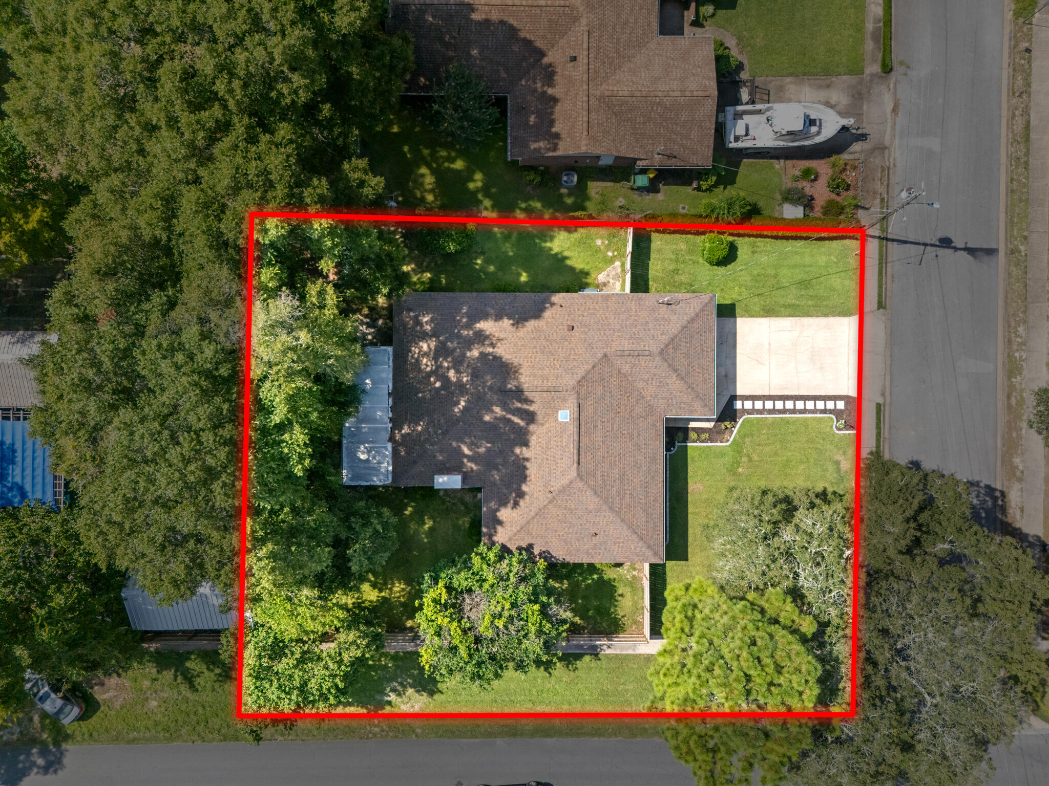 538 22nd Street Niceville, FL 32578 - Photo 44 of 46 an aerial view of a house