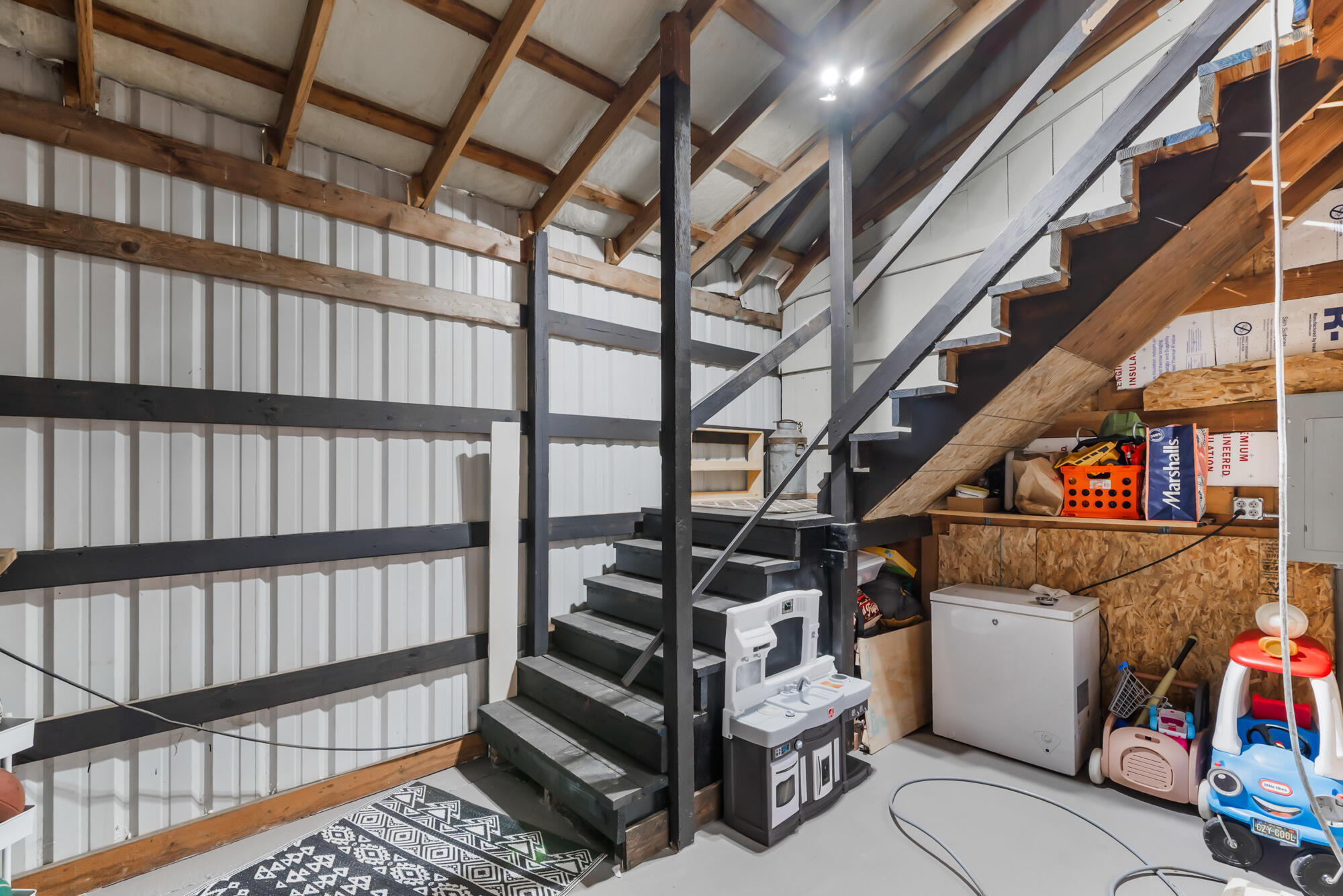 7400 South Prairie Road Tillamook, OR 97141 - Photo 30 of 62 Access to Man Cave