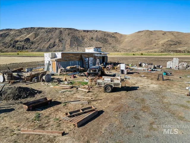 $383,900 | 2284 Weiser River Road, Weiser, ID 83672