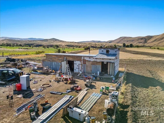 $383,900 | 2284 Weiser River Road, Weiser, ID 83672