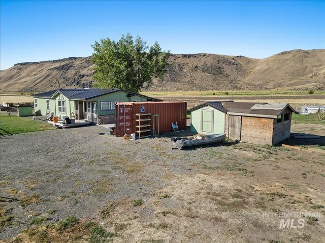 $383,900 | 2284 Weiser River Road, Weiser, ID 83672