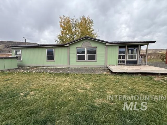 $383,900 | 2284 Weiser River Road, Weiser, ID 83672