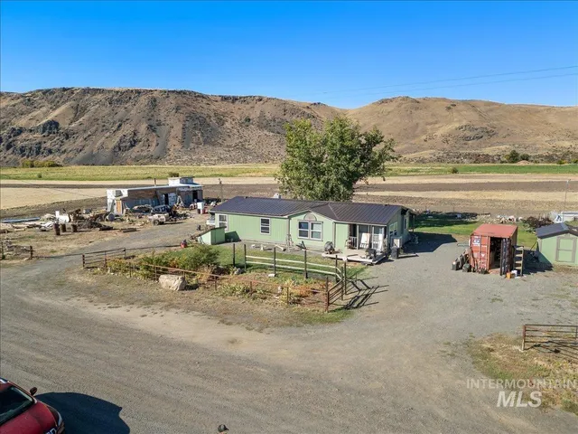 $383,900 | 2284 Weiser River Road, Weiser, ID 83672