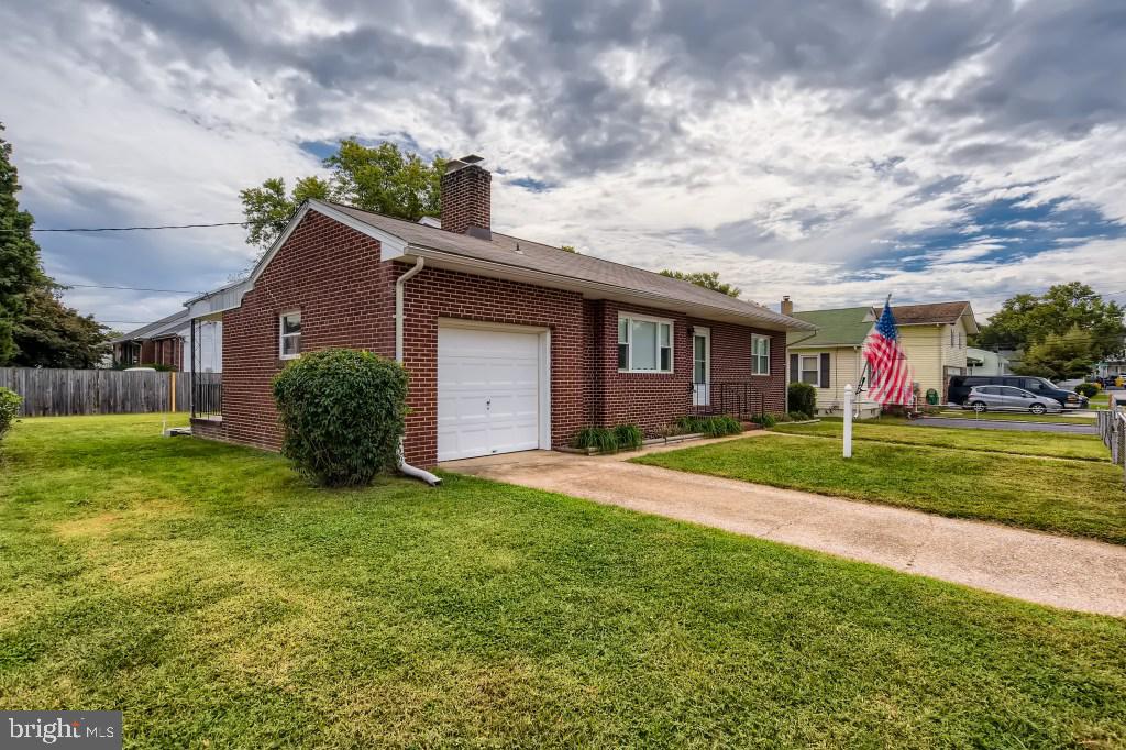 115 Homeland Road Pasadena, MD 21122 - Photo 2 of 40 Gallery Image 2
