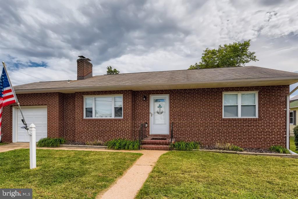 115 Homeland Road Pasadena, MD 21122 - Photo 3 of 40 Gallery Image 3