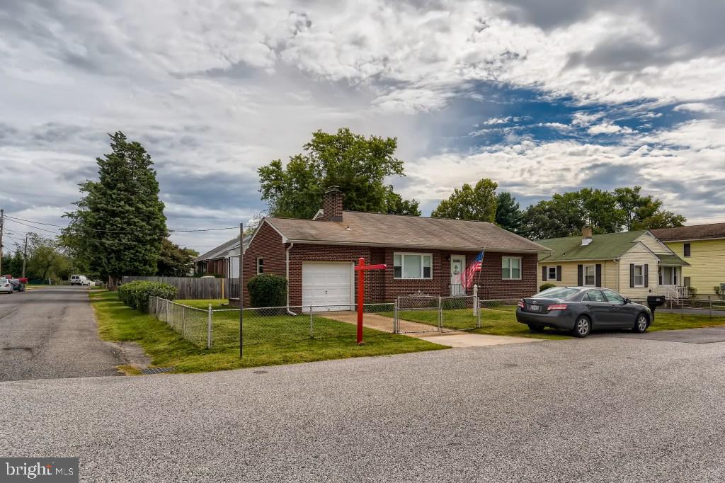 115 Homeland Road Pasadena, MD 21122 - Photo 5 of 40 Gallery Image 5