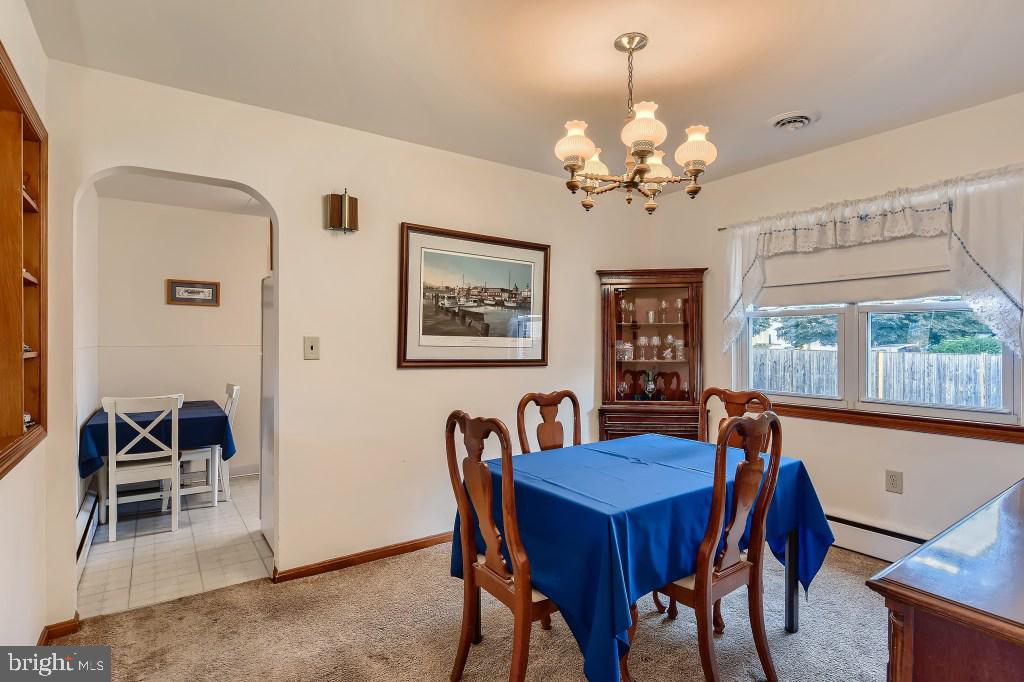 115 Homeland Road Pasadena, MD 21122 - Photo 9 of 40 Dining Room