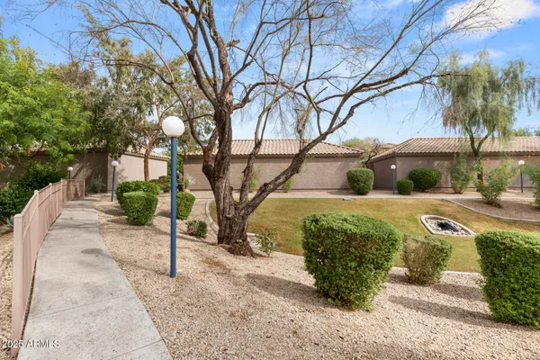 $2,500 | 11680 East Sahuaro Drive, Unit 2017, Scottsdale, AZ 85259