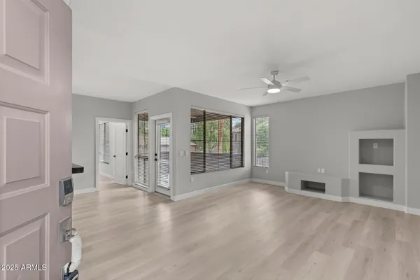 $2,500 | 11680 East Sahuaro Drive, Unit 2017, Scottsdale, AZ 85259