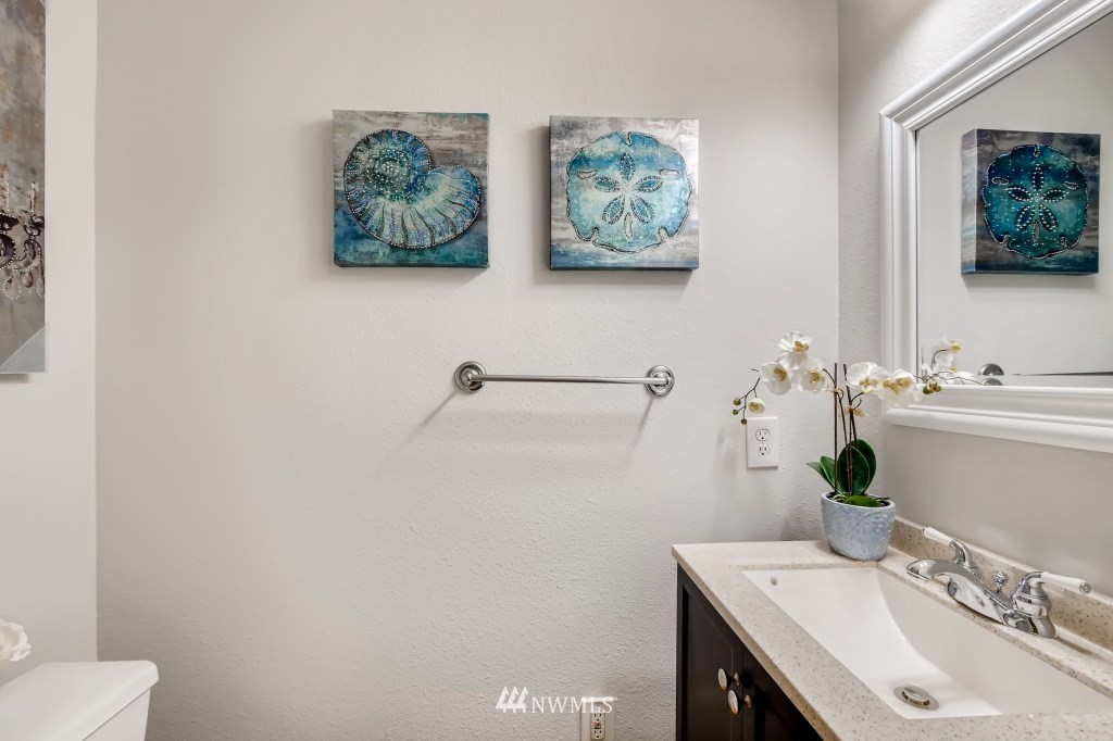 5614 Highland Road Everett, WA 98203 - Photo 8 of 19