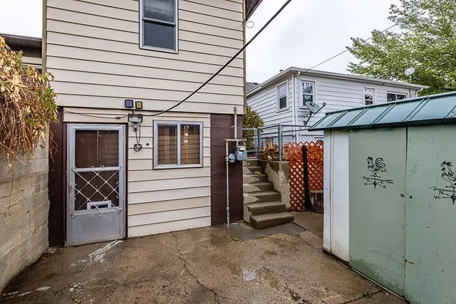 $219,000 | 1002 Wyoming Street, Rock Springs, WY 82901