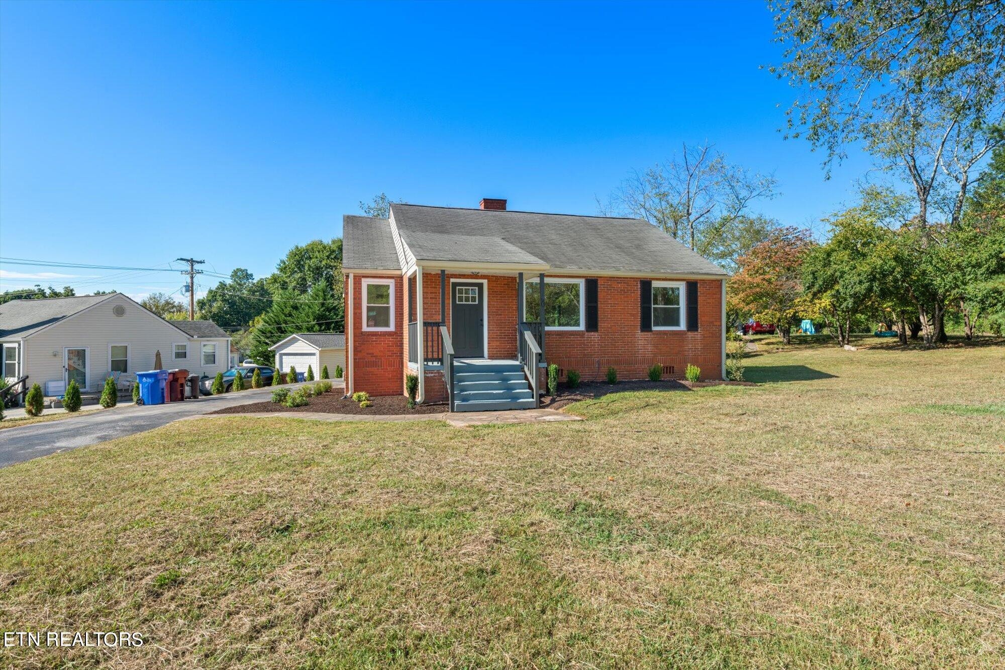 888 East Hunt Road Alcoa, TN 37701 - Photo 1 of 21 Gallery Image 1