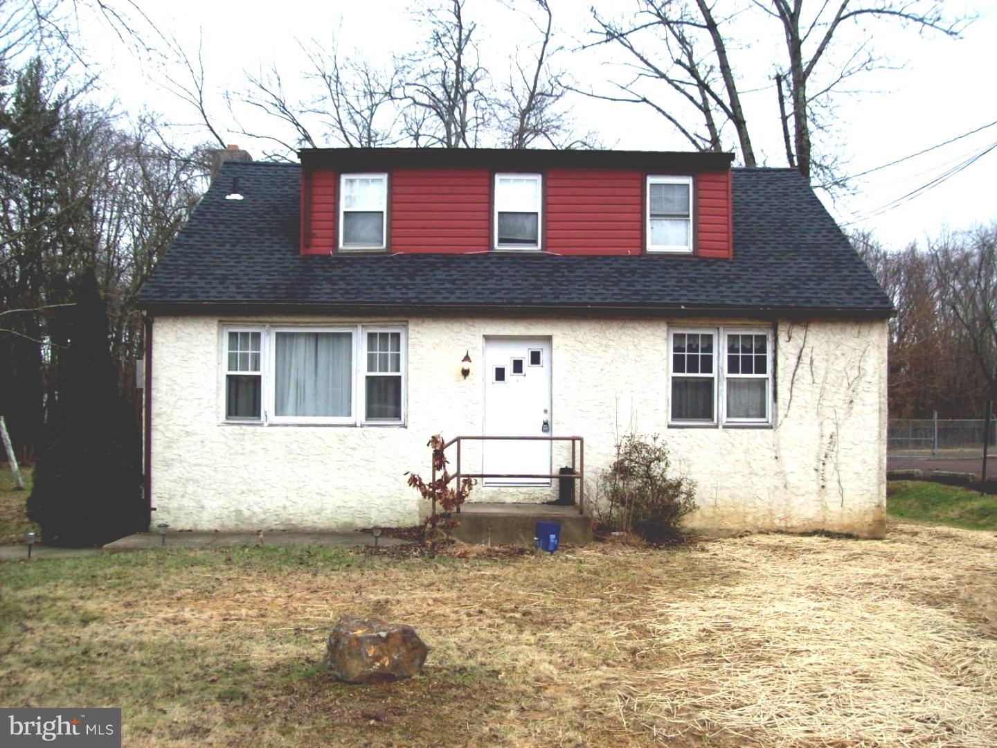 613 Horsham Road Horsham, PA 19044 - Photo 2 of 4 Exterior Front