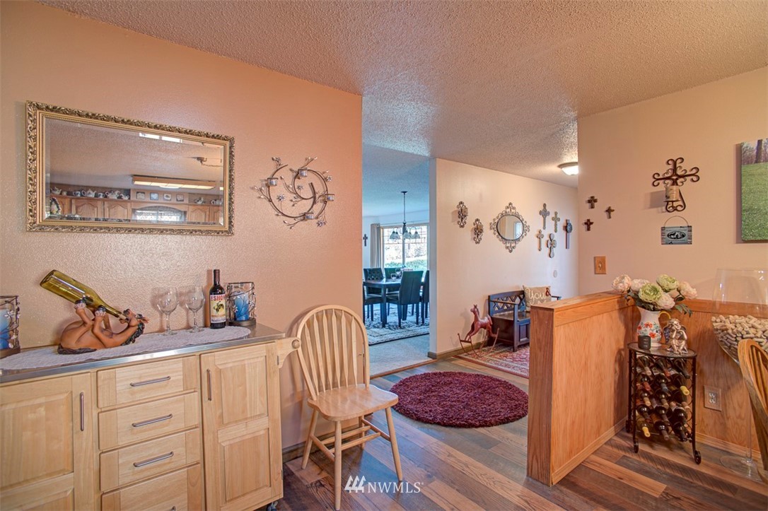 3011 Rozewood Drive Northeast Bremerton, WA 98310 - Photo 13 of 24 Gallery Image 13