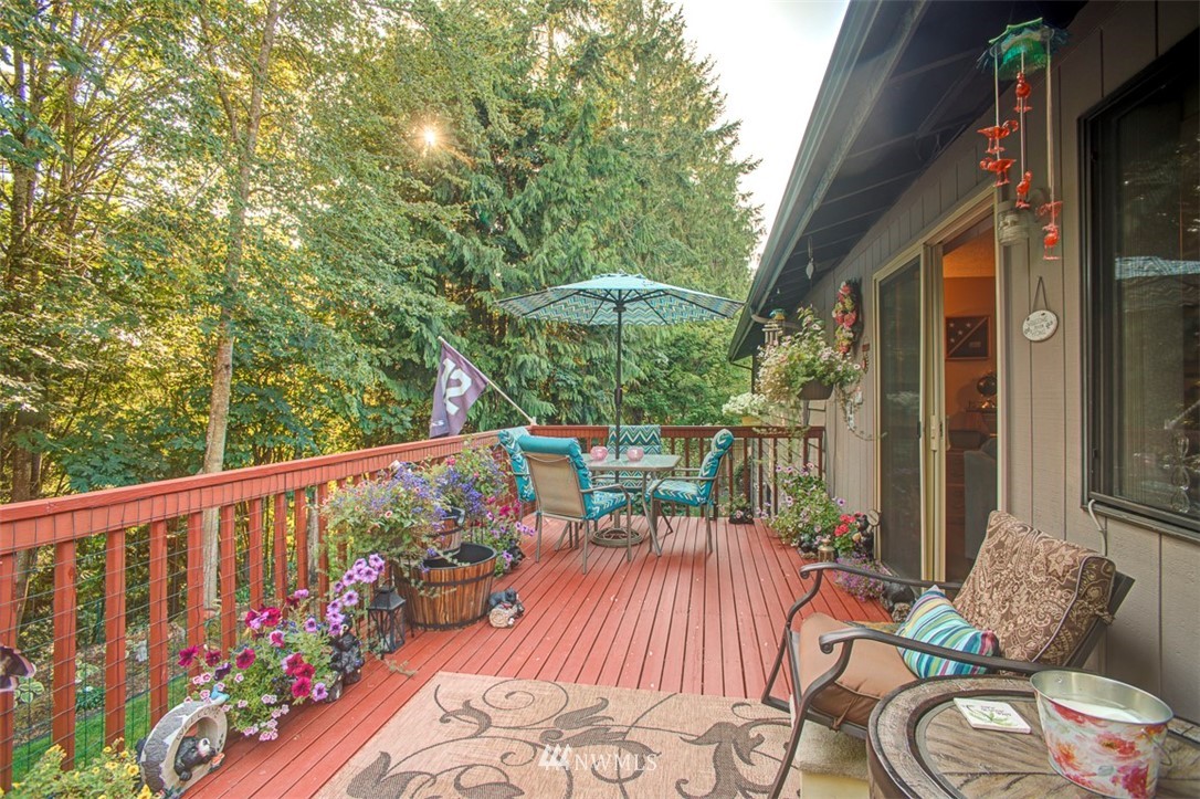 3011 Rozewood Drive Northeast Bremerton, WA 98310 - Photo 18 of 24 Gallery Image 18